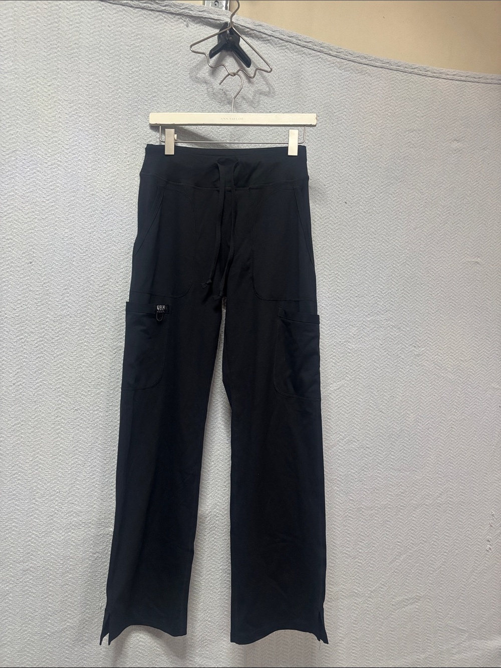 QBK medium scrub pants